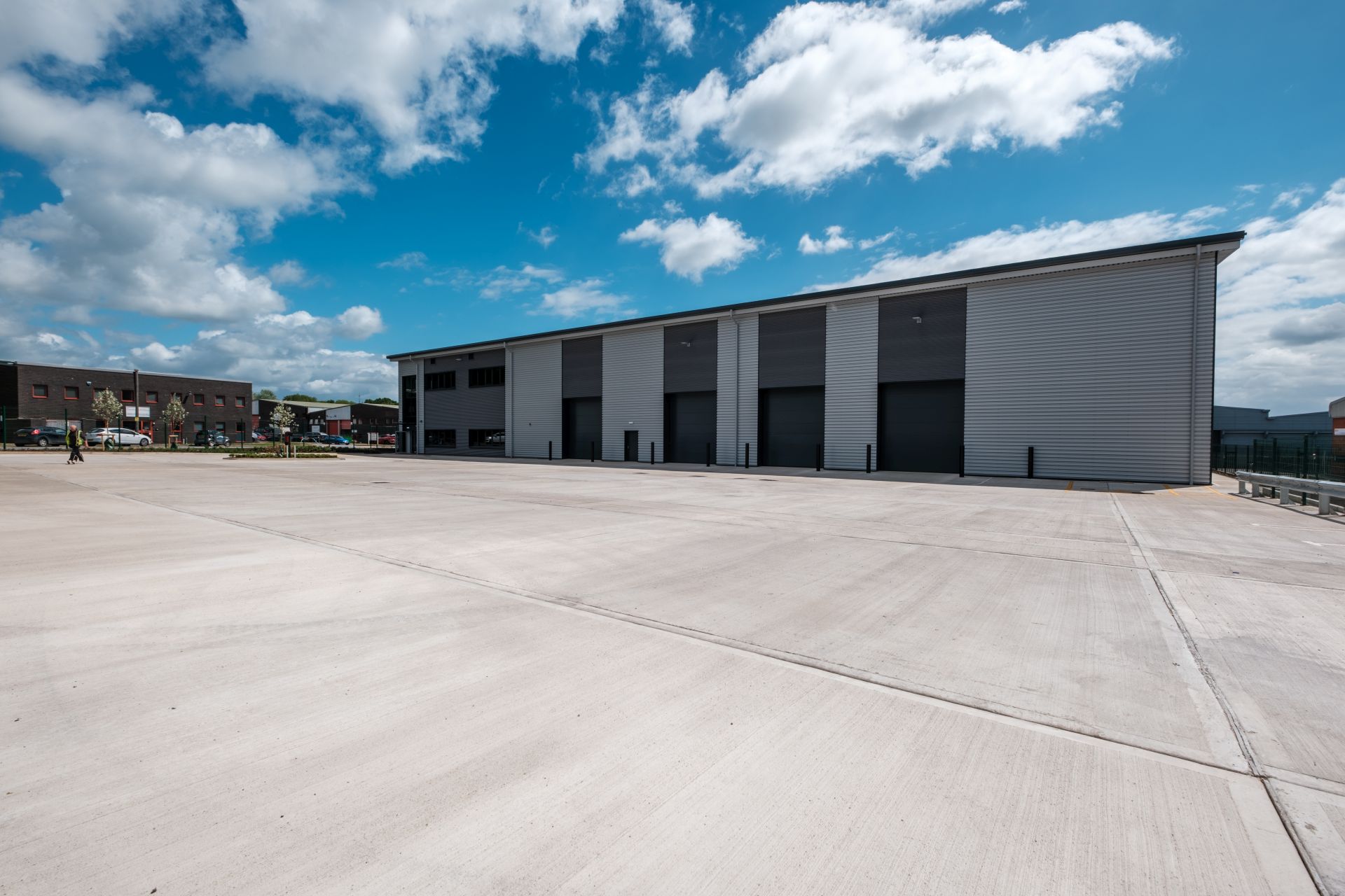 Drakes Drive Crendon Industrial Estate Warehouse to Let